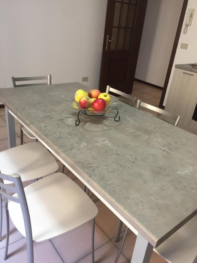 Appartamento Trieste Marone Eksteriør billede